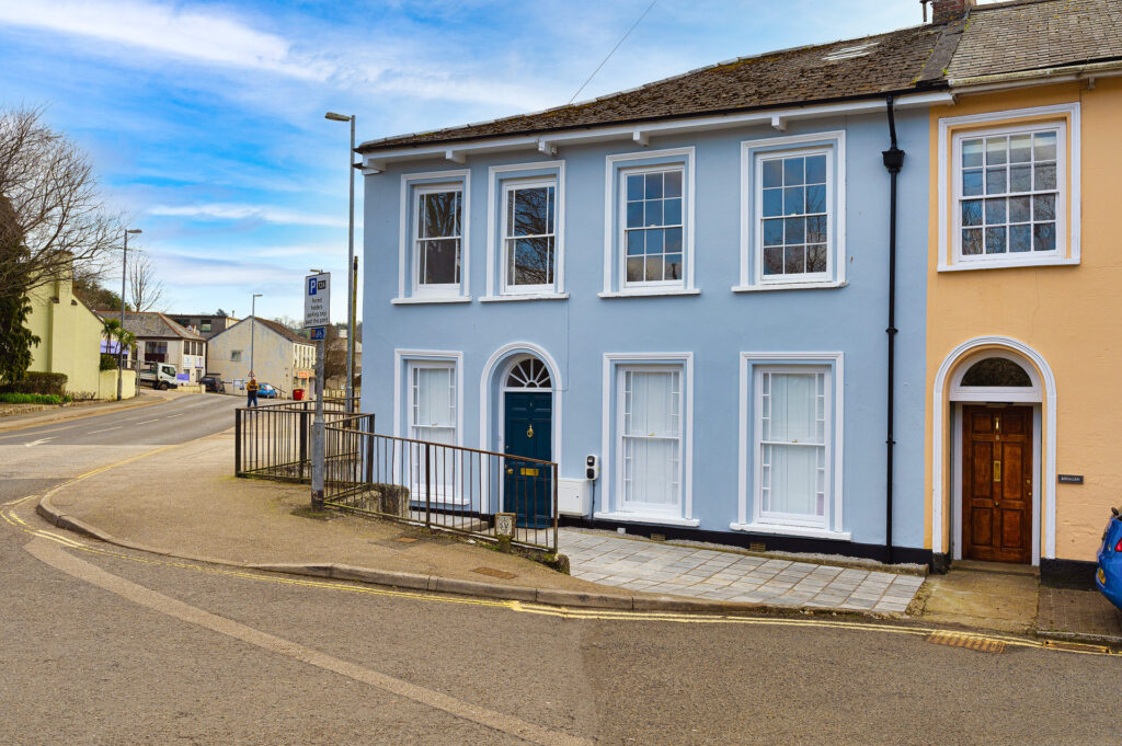 Renovated terraced house in central Truro photographed for Gloweth